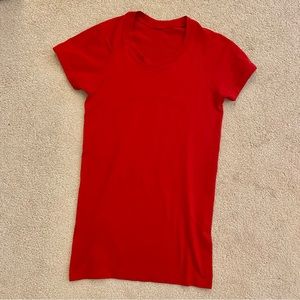 Lululemon, red swiftly tech short sleeve 2.0 size 4 dark red.